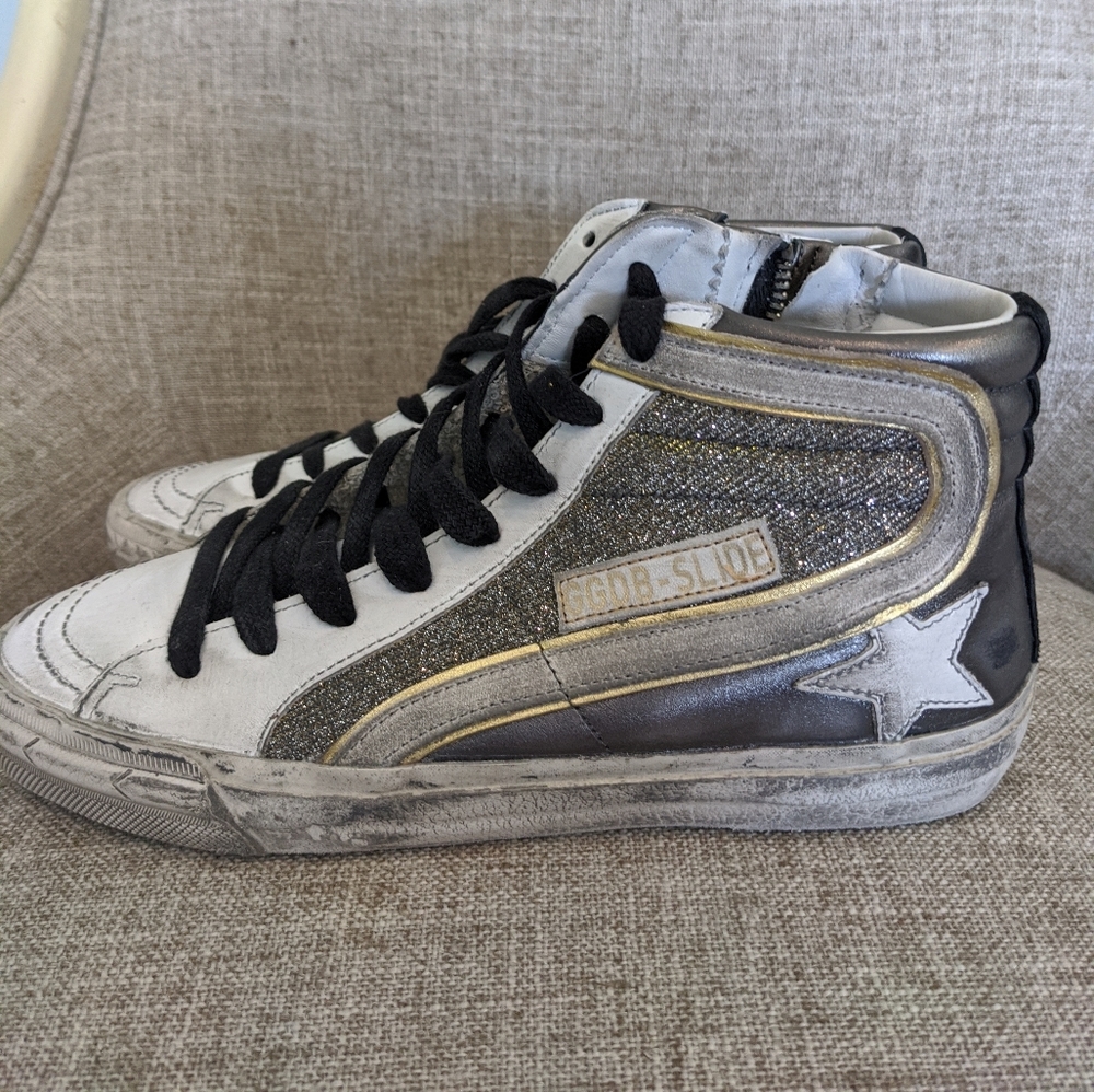 Authentic Golden Goose -NEVER WORN- Size 36